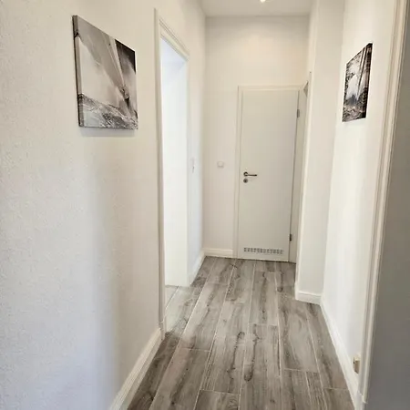 Race Yacht White Line Apartamento