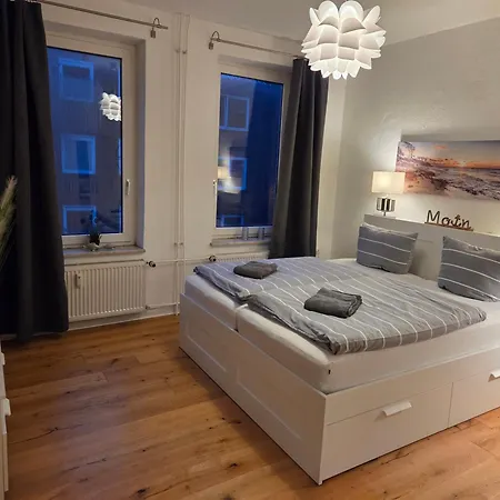 Race Yacht White Line Appartamento *
